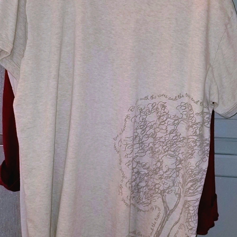 Good Karma T shirt XL LIFE IS Good happy beige. Please see our other items.